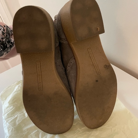 Tommy Hilfiger Booties - Picture 3 of 4